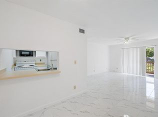 1854 Abbey Rd APT 202, West Palm Beach, FL 33415