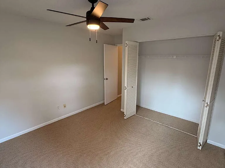 14001 Dominion Ct — Photo 18