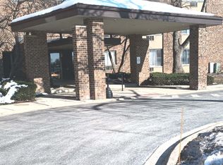 1880 Bonnie Ln APT 112, Hoffman Estates, IL 60169