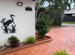 9671 SW 85th St #1, Miami, FL 33173