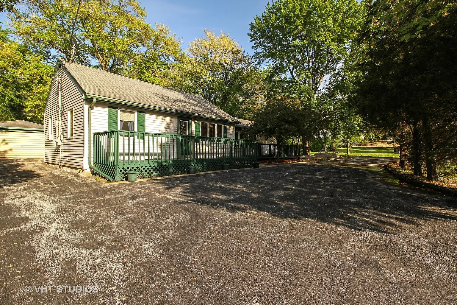17311 Lockwood Ave photo 1