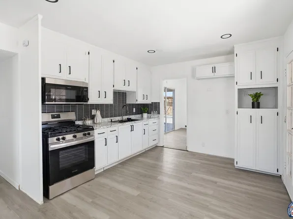 606 Smoketree Dr, El Centro, CA 92243