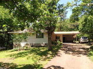 9 Pagosa Dr, Cherokee Village, AR 72529