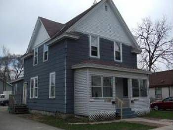 1st image of 1021 5th Ave S