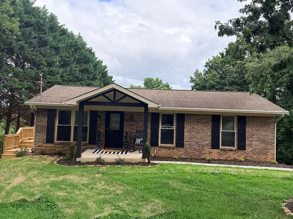 3719 Melissa Ln, Maryville, TN 37801
