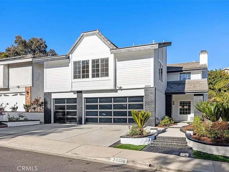 24891 Zumaya Ct — Photo 2