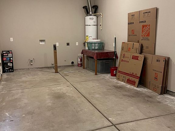 2nd image of 5938 Clover Manor Way
