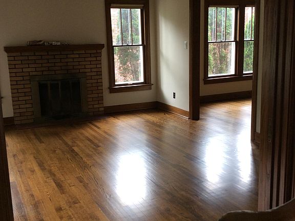 2nd image of 805 Miller Ave