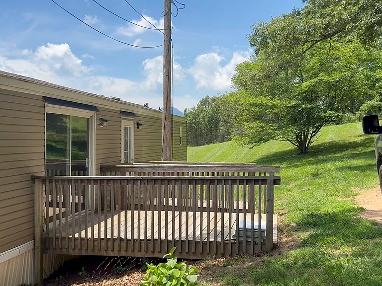 42 Freeman Rd #42 — Photo 1