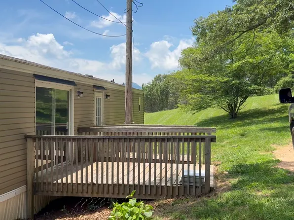 42 Freeman Rd #42, Leicester, NC 28748