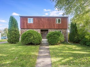 5614 Hughitt Ave, Superior, WI 54880