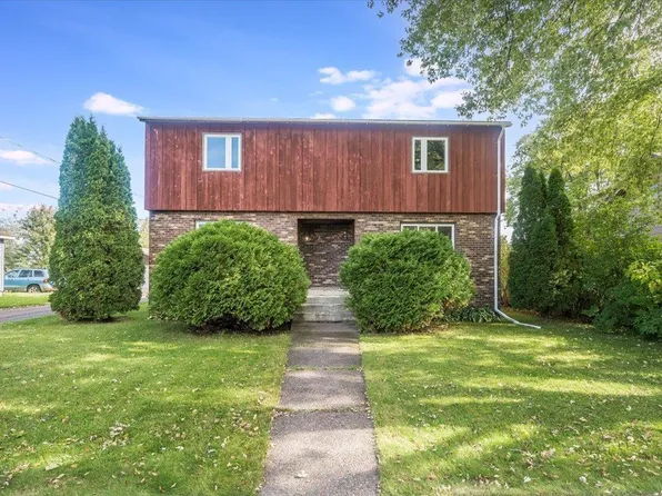 5614 Hughitt Ave, Superior, WI 54880
