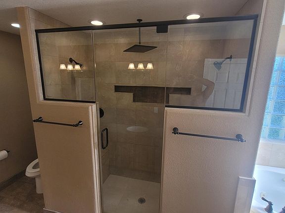 5th image of 5050 E Fairbrook Cir
