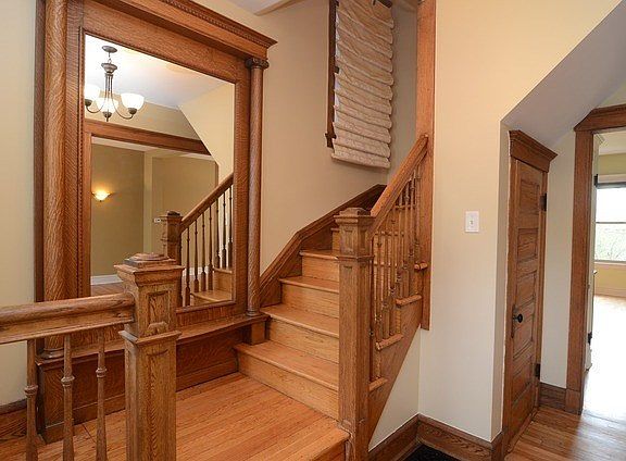 3rd image of 4343 N Greenview Ave