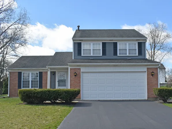 141 Rumsey Pl, Westmont, IL 60559