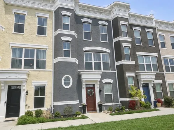 1094 Holden Rd, Frederick, MD 21701