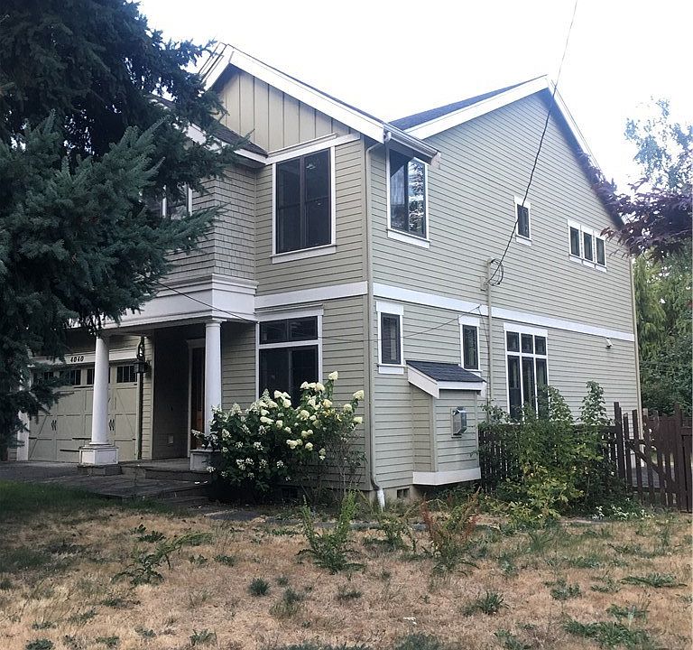 2nd image of 4040 36th Ave W