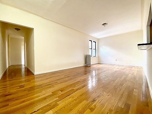 2nd image of 577 Isham St APT 5