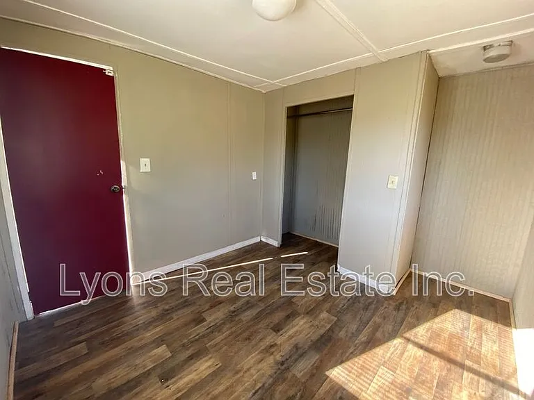 8086 Heck Dr #32 — Photo 3