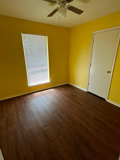 3 bed, 1033 sqft, $1,600 — Photo 4