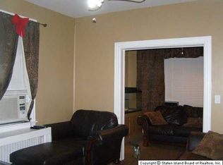3 Laforge Pl, Staten Island, NY 10302
