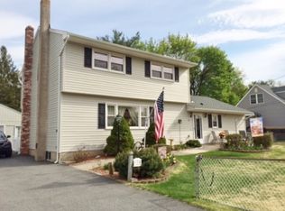 34 Orchard Pl, Wayne, NJ