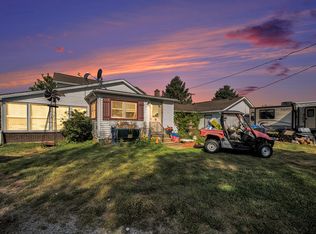 21168 Mahnke Rd, Mendon, MI 49072