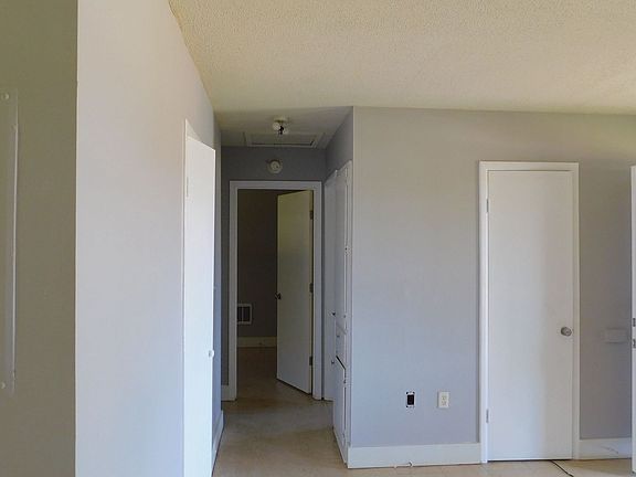 5th image of 717 Richardson St