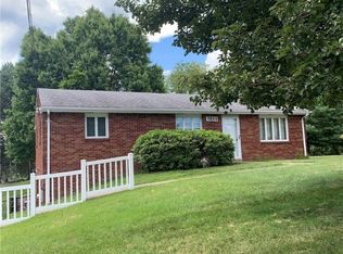 660 McMurray Rd, Bethel Park, PA 15102