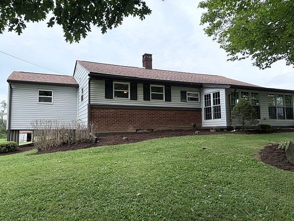 4th image of 315 Stoughton Rd