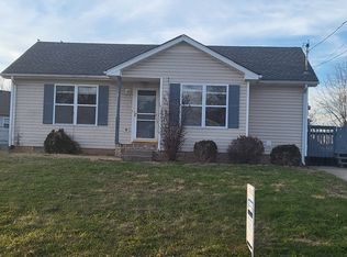 1829 Harbor Dr, Oak Grove, KY 42262