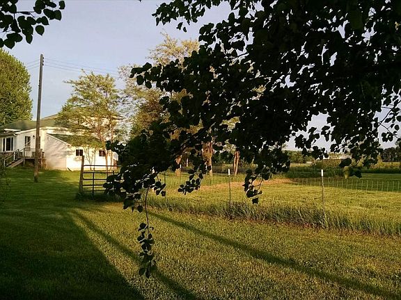 4th image of 347 Hawley Hwy