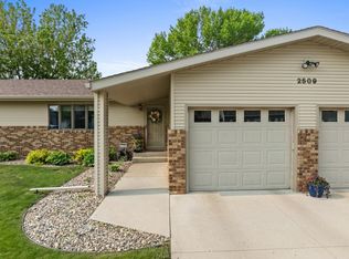 2509 11th Ave NW, Minot, ND 58703