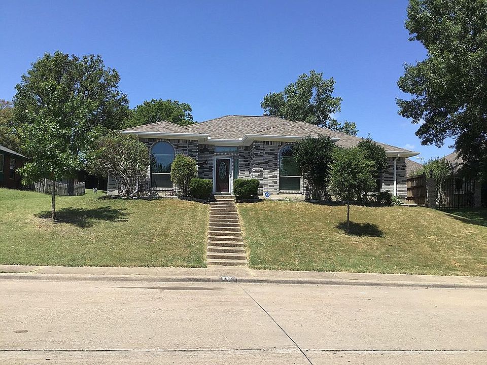 1st image of 617 Desoto Dr