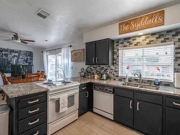 4th image of 230 N Sunflower Dr #55