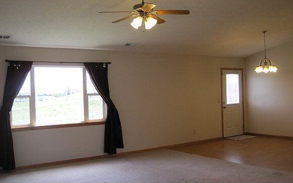 2nd image of 2511 Elm Creek Dr