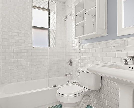 4th image of 145 Prospect Park W