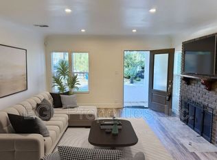 14944 Greenleaf St, Sherman Oaks, CA 91403