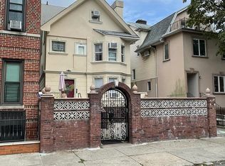 1025 E 13th St, Brooklyn, NY 11230
