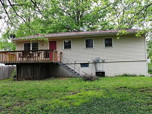 4th image of 2125 Belmont Blvd
