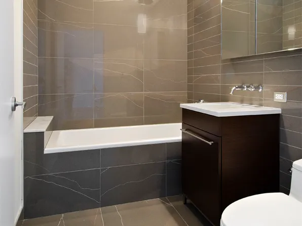 58 Metropolitan Avenue image 1 of 7