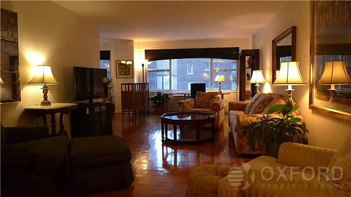 Rented by Oxford Property Group | media 37