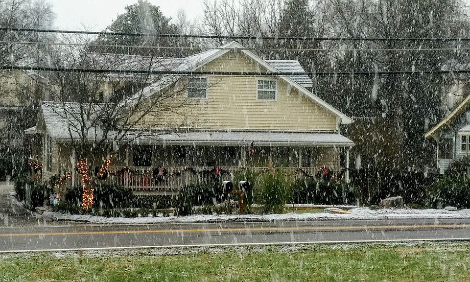 1st image of 2328 Cedar Ln