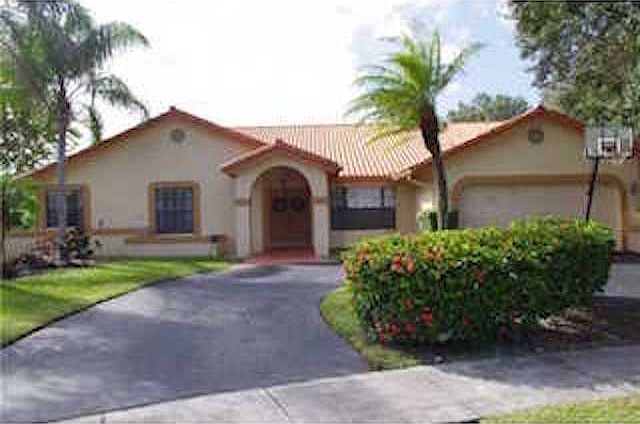 1st image of 10152 NW 13th Ct