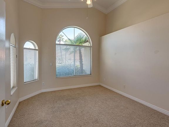 Bedroom/Office