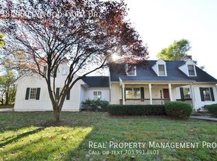 5390 Rallywood Farm Ln, The Plains, VA 20198