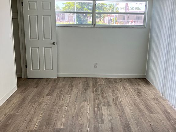 5th image of 5242 Sea Gull Ct