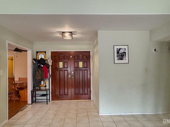 5th image of 7005 Lacoste Ln