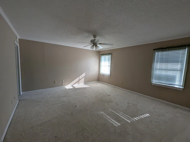 2505 W Broad St #326 — Photo 7
