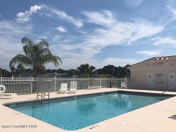 3rd image of 2964 Centaur Ln Unit 28